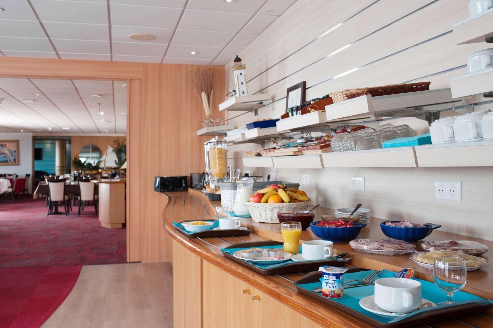Brit Hotel De L'Ocean 콩카르노 외부 사진