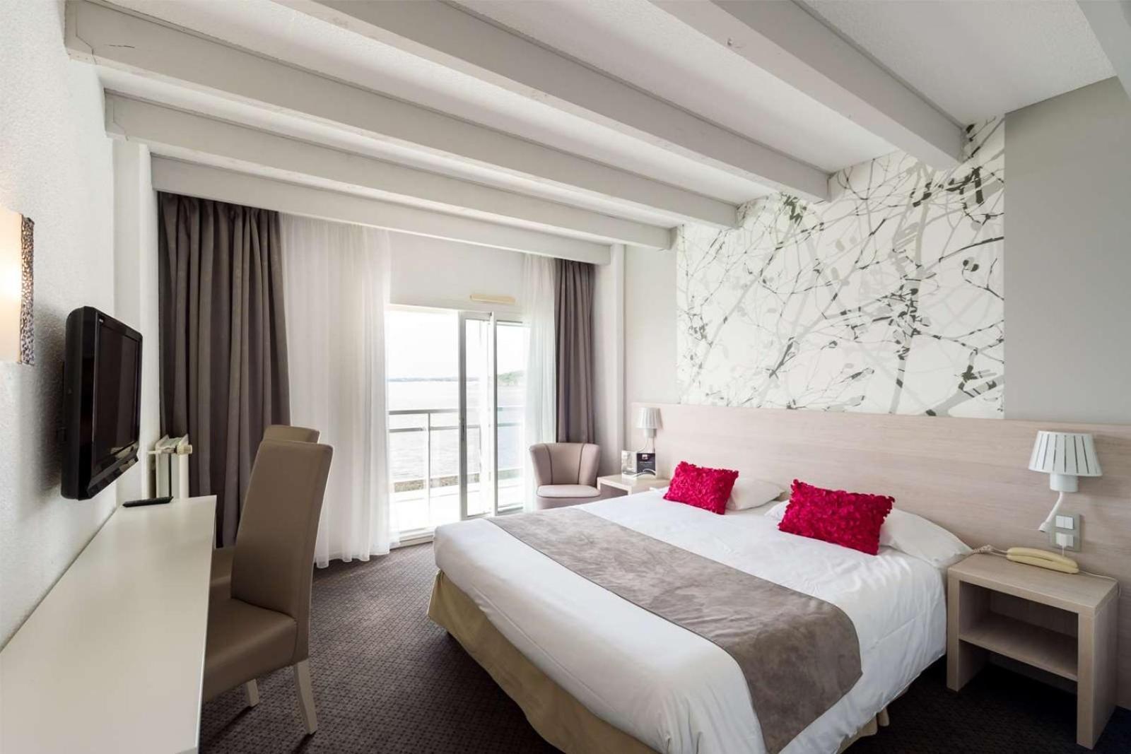 Brit Hotel De L'Ocean 콩카르노 외부 사진