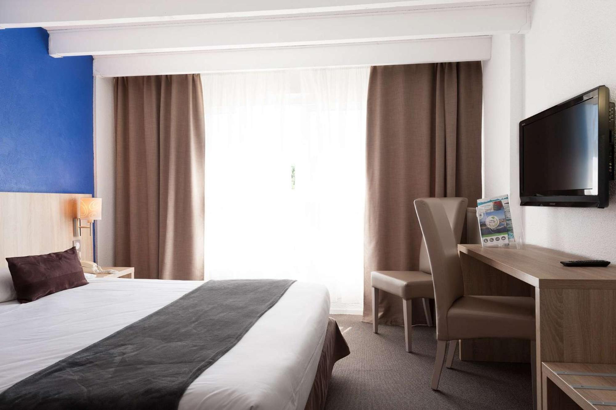 Brit Hotel De L'Ocean 콩카르노 외부 사진