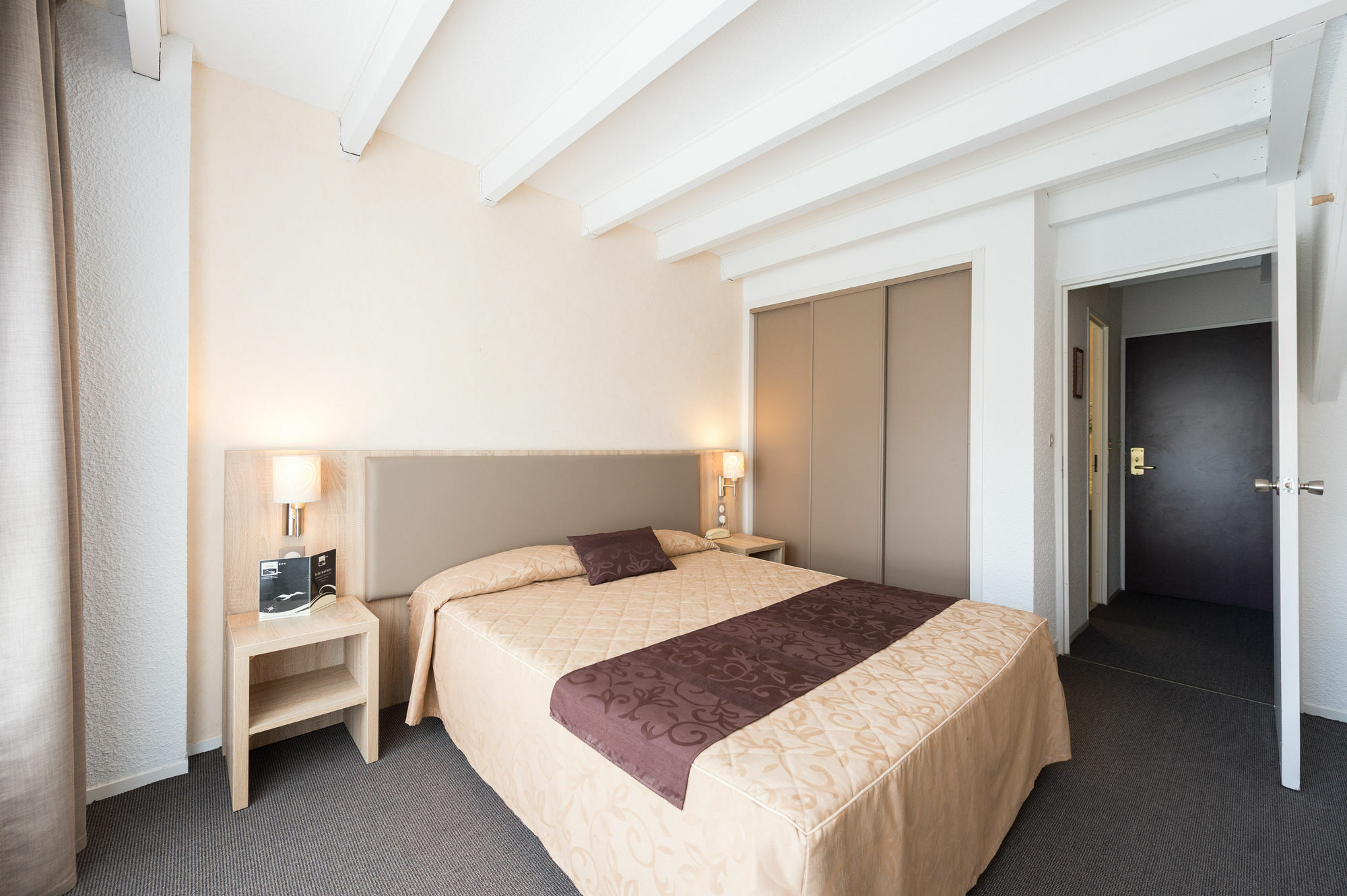 Brit Hotel De L'Ocean 콩카르노 외부 사진